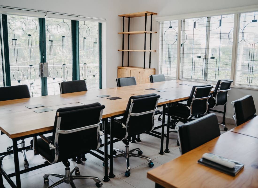 office-interior-designers-in-Noida, Gurugram, Uttarakhand